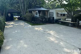 142 Cardinal Ave, New London, NC 28127 - Photo 34