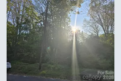 969 8th Avenue NW, Hickory, NC 28601 - Photo 4