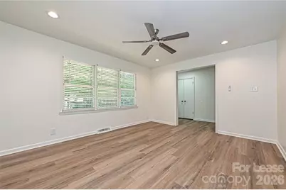 5121 Farm Pond Lane, Charlotte, NC 28212 - Photo 6