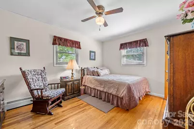 402 Dogwood Drive, Rhodhiss, NC 28601 - Photo 16