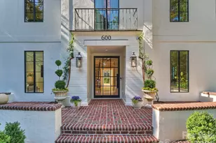 600 Hermitage Rd, Charlotte, NC 28207 - Photo 10
