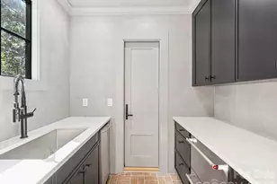 600 Hermitage Rd, Charlotte, NC 28207 - Photo 44