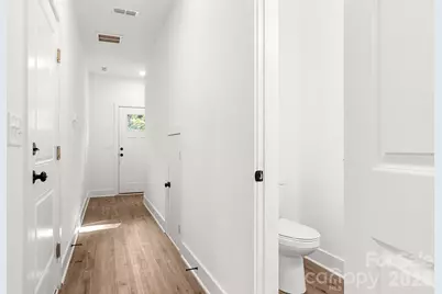 512 Carolyn Lane, Charlotte, NC 28213 - Photo 16