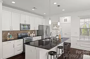 2411 Double Oaks Rd, Charlotte, NC 28206 - Photo 10