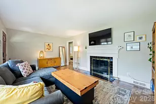 2816 Shamrock Dr, Charlotte, NC 28205 - Photo 10
