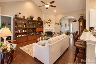 2444 Brathay Ct, Charlotte, NC 28269 - Photo 6