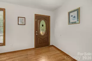 230 Blythewood Dr, Hendersonville, NC 28792 - Photo 4