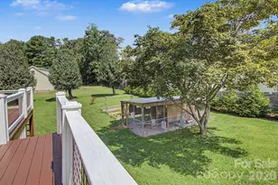 230 Blythewood Dr, Hendersonville, NC 28792 - Photo 16