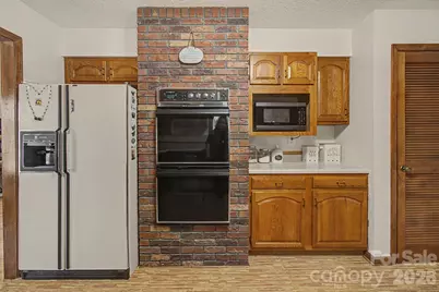 230 Blythewood Drive, Hendersonville, NC 28792 - Photo 22