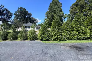 106 Myrtle St, Morganton, NC 28655 - Photo 44
