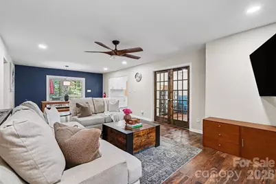 11538 Gelding Drive, Charlotte, NC 28215 - Photo 10