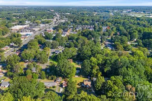 2019 St Mark St, Charlotte, NC 28216 - Photo 10
