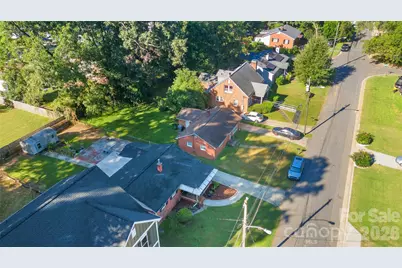 2019 St Mark Street, Charlotte, NC 28216 - Photo 6