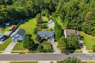 8721 Brookstead Meadow Ct, Charlotte, NC 28215 - Photo 46