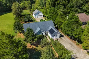 8721 Brookstead Meadow Ct, Charlotte, NC 28215 - Photo 42