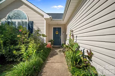 8721 Brookstead Meadow Court, Charlotte, NC 28215 - Photo 2