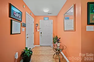 8721 Brookstead Meadow Ct, Charlotte, NC 28215 - Photo 4