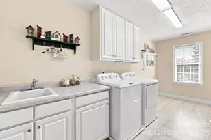 1075 Glenfield Dr, Salisbury, NC 28147 - Photo 32