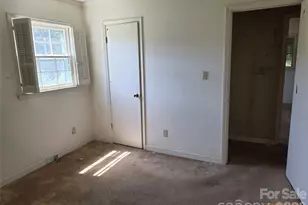 7616 Christie Ln, Charlotte, NC 28217 - Photo 14