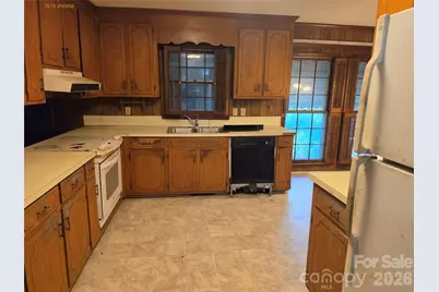 7616 Christie Lane, Charlotte, NC 28217 - Photo 4