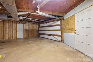 1332 Fairway Dr, Newton, NC 28658 - Photo 28