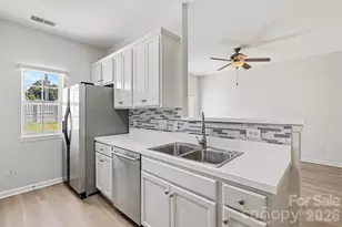 9610 Walkers Glen Dr NW, Concord, NC 28027 - Photo 14