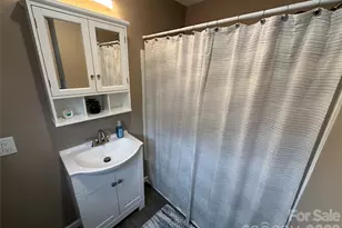 106 Deerfield Dr, New London, NC 28127 - Photo 16