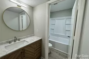 1906 Mereview Ct, Charlotte, NC 28210 - Photo 18