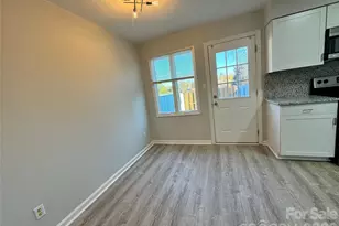 1906 Mereview Ct, Charlotte, NC 28210 - Photo 8