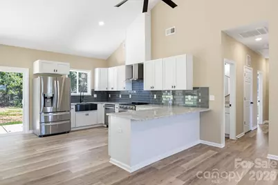 611 E Sanders Road, Shelby, NC 28150 - Photo 8