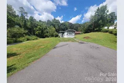 204 Kudzu Loop, Waynesville, NC 28786 - Photo 6