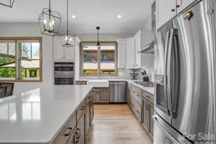 14 Keats Rd, Black Mountain, NC 28711 - Photo 18