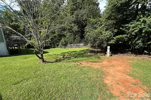 114 Pine St, New London, NC 28127 - Photo 22