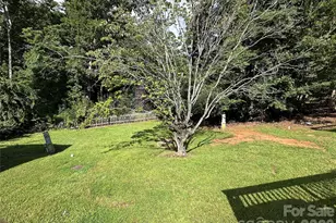 114 Pine St, New London, NC 28127 - Photo 20