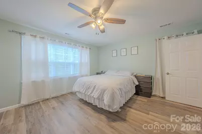 177 Clear Creekside Drive, Hendersonville, NC 28792 - Photo 16