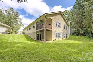177 Clear Creekside Dr, Hendersonville, NC 28792 - Photo 38