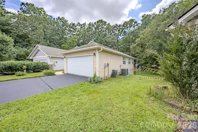 177 Clear Creekside Drive, Hendersonville, NC 28792 - Photo 36