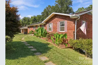 7 Fieldcrest Circle, Asheville, NC 28806 - Photo 2