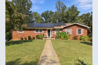 7 Fieldcrest Circle, Asheville, NC 28806 - Photo 1