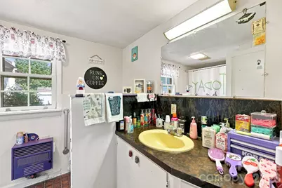 512 W Bank Street, Salisbury, NC 28146 - Photo 16