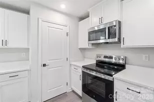 10253 Florentine Wy, Charlotte, NC 28214 - Photo 8