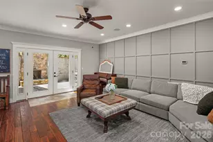 349 View Rock Ln, Hendersonville, NC 28791 - Photo 8