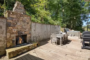349 View Rock Ln, Hendersonville, NC 28791 - Photo 2