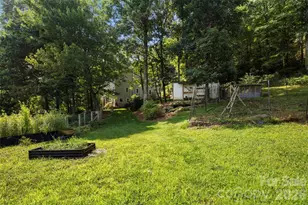 349 View Rock Ln, Hendersonville, NC 28791 - Photo 38