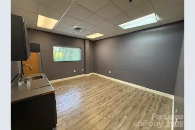2315 Catawba Valley Boulevard SE #1, Hickory, NC 28602 - Photo 8