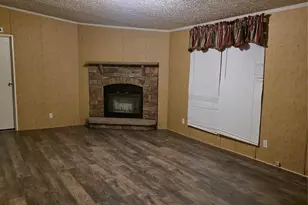 1409 Clayton Dr, Chester, SC 29706 - Photo 4