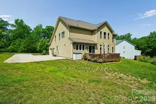 263 Forsythia Ln, Tega Cay, SC 29708 - Photo 36