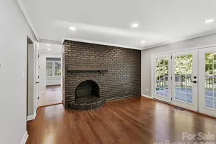 5726 Sharon Rd, Charlotte, NC 28210 - Photo 16
