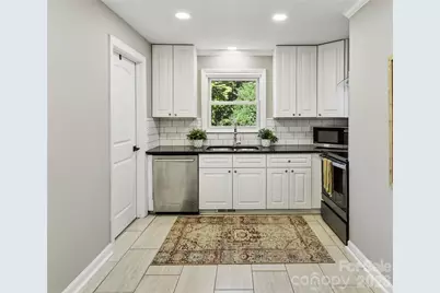 5726 Sharon Road, Charlotte, NC 28210 - Photo 12