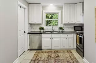 5726 Sharon Rd, Charlotte, NC 28210 - Photo 12